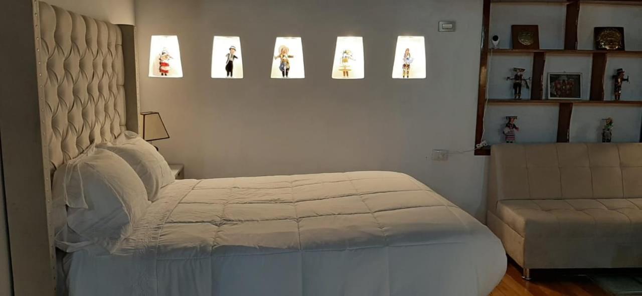Hotel Casablanca โอยานไตตามโบ ภายนอก รูปภาพ