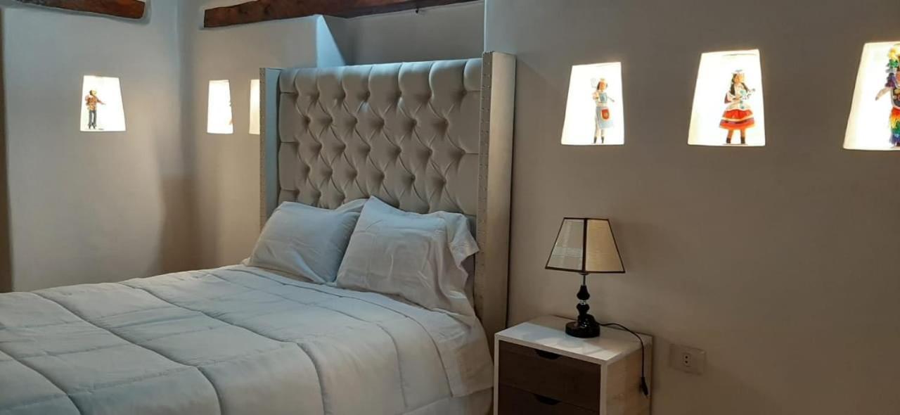Hotel Casablanca โอยานไตตามโบ ภายนอก รูปภาพ