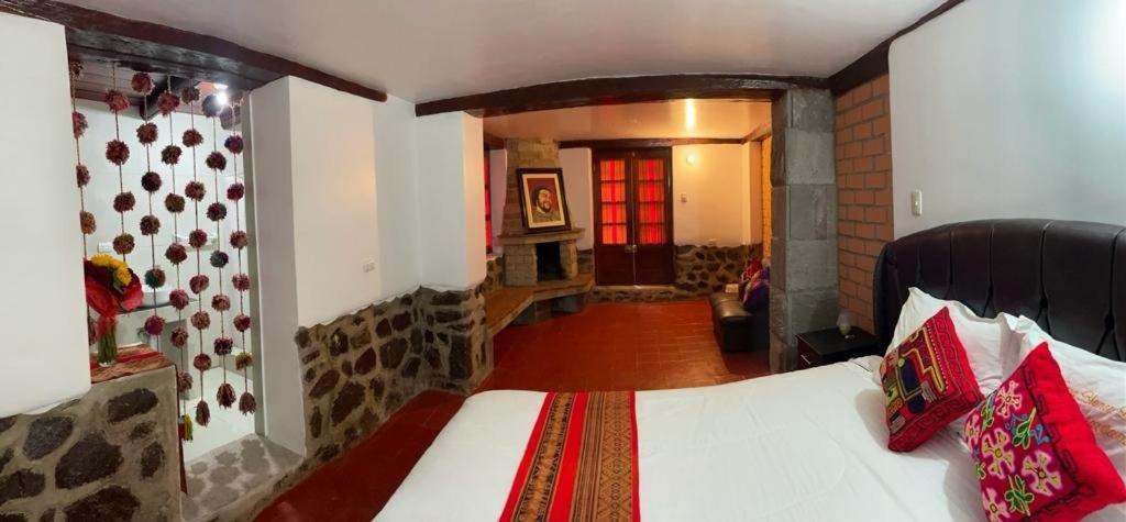 Hotel Casablanca โอยานไตตามโบ ภายนอก รูปภาพ